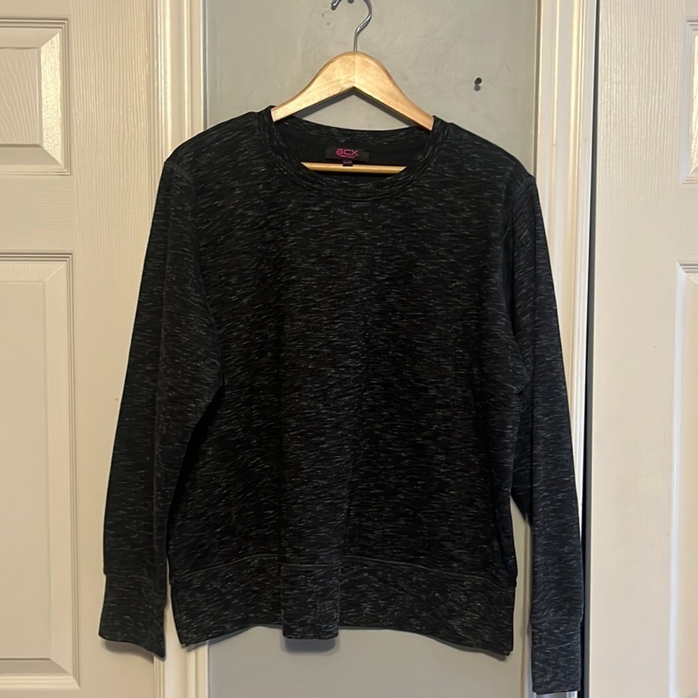 Sweater - Picture 2 of 6
